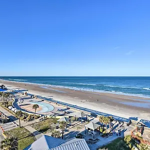 Oceanfront Resort-style Getaway - Walk To Beach! , Daytona Beach United States